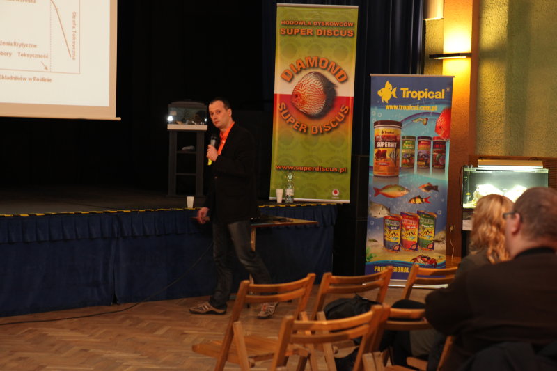 Robert Stepień  -Nawozenie akwarium metodą EI- 2a.JPG